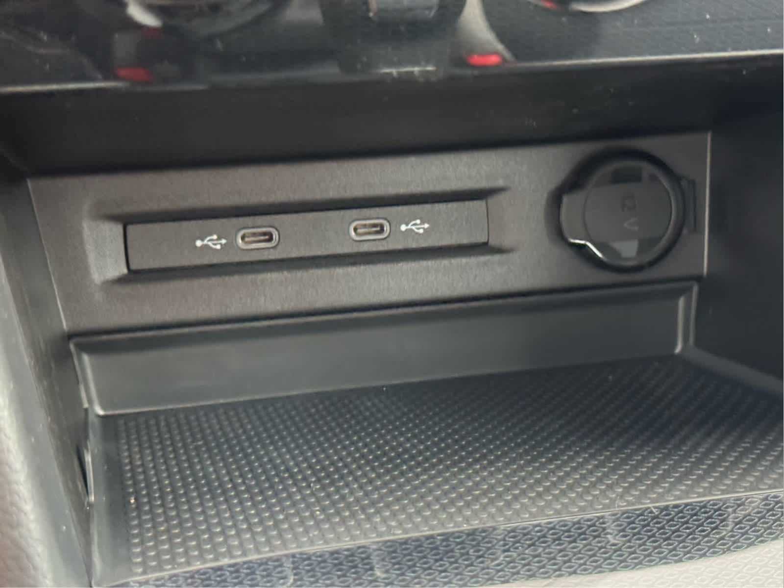 2025 Volkswagen Taos S photo 17