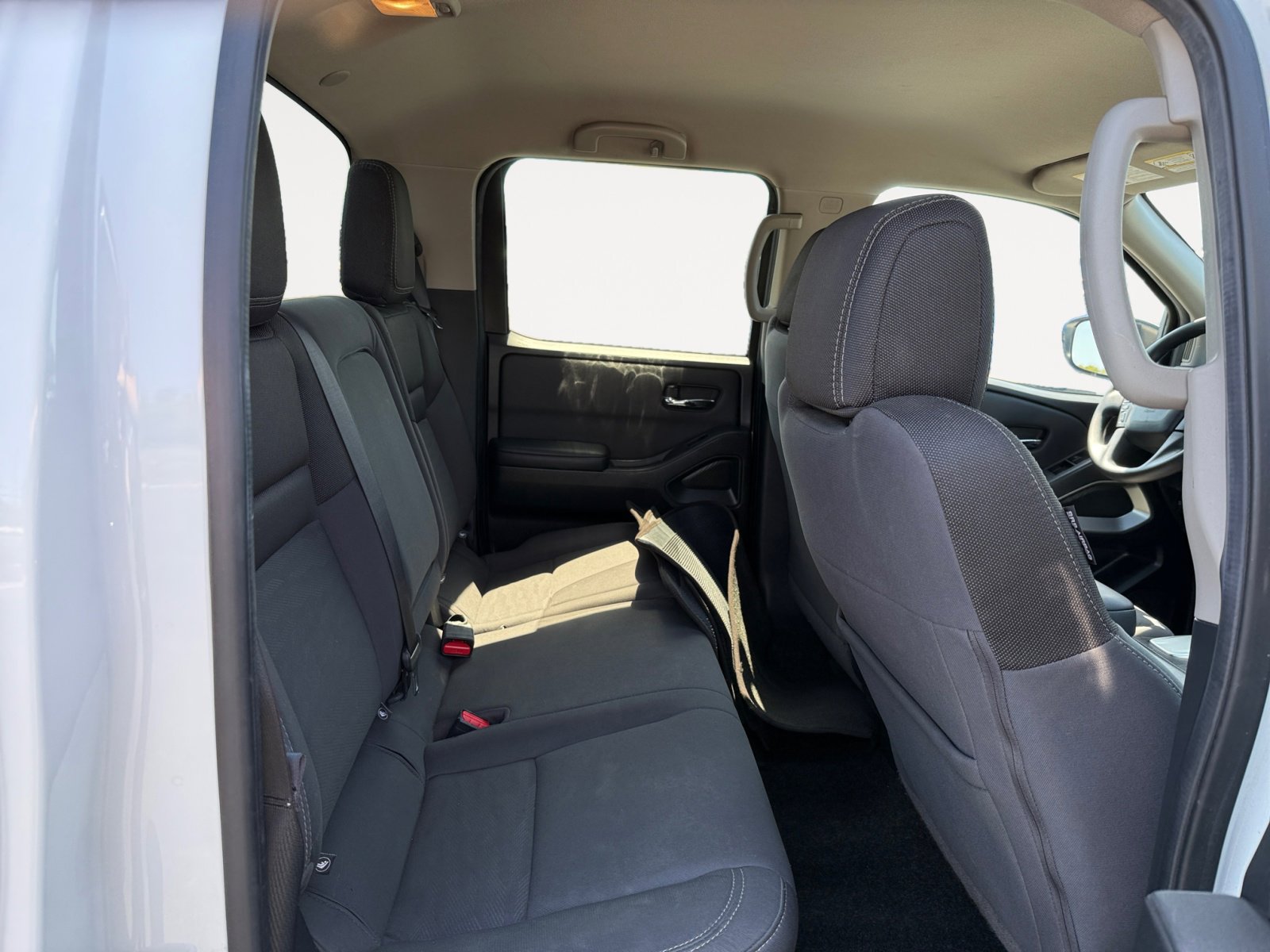 2023 Nissan Frontier SV photo 17