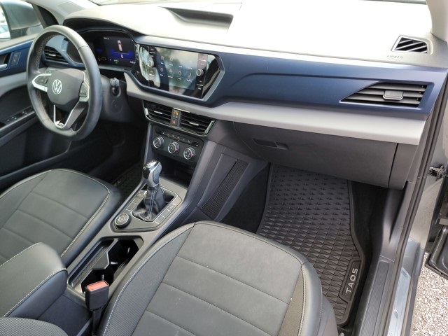 2022 Volkswagen Taos SE photo 14