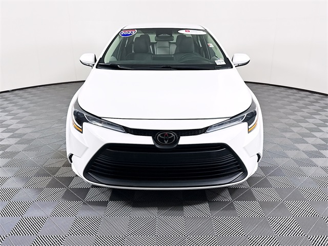 2023 Toyota Corolla LE photo 2