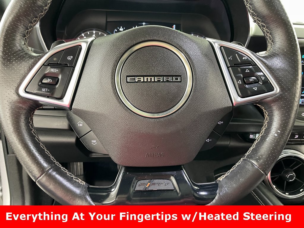 2017 Chevrolet Camaro 2LT photo 3
