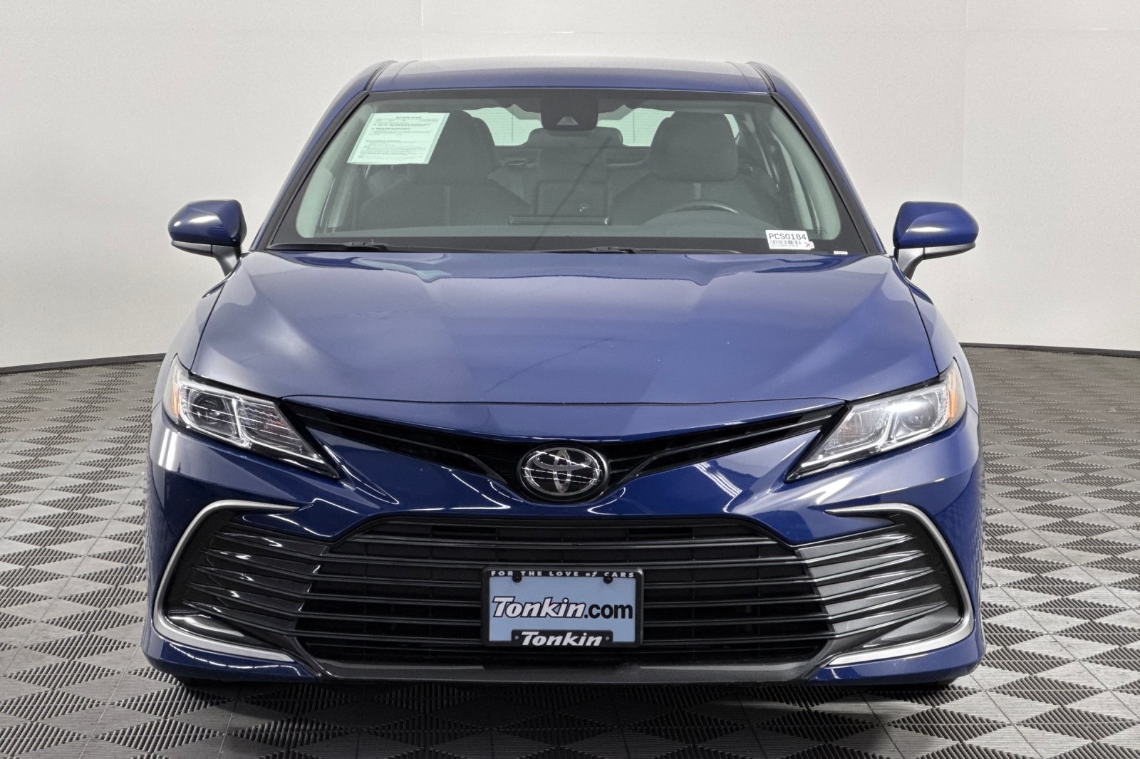 2024 Toyota Camry LE photo 9
