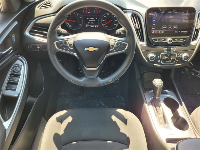 2020 Chevrolet Malibu LS photo 12