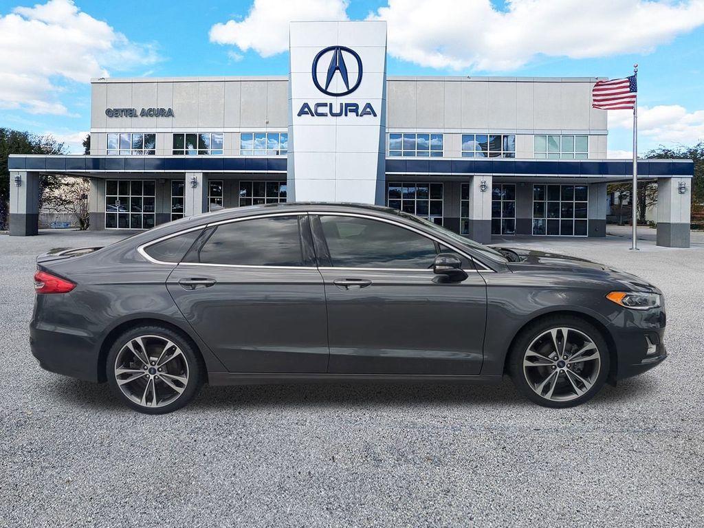 2020 Ford Fusion Titanium photo 3