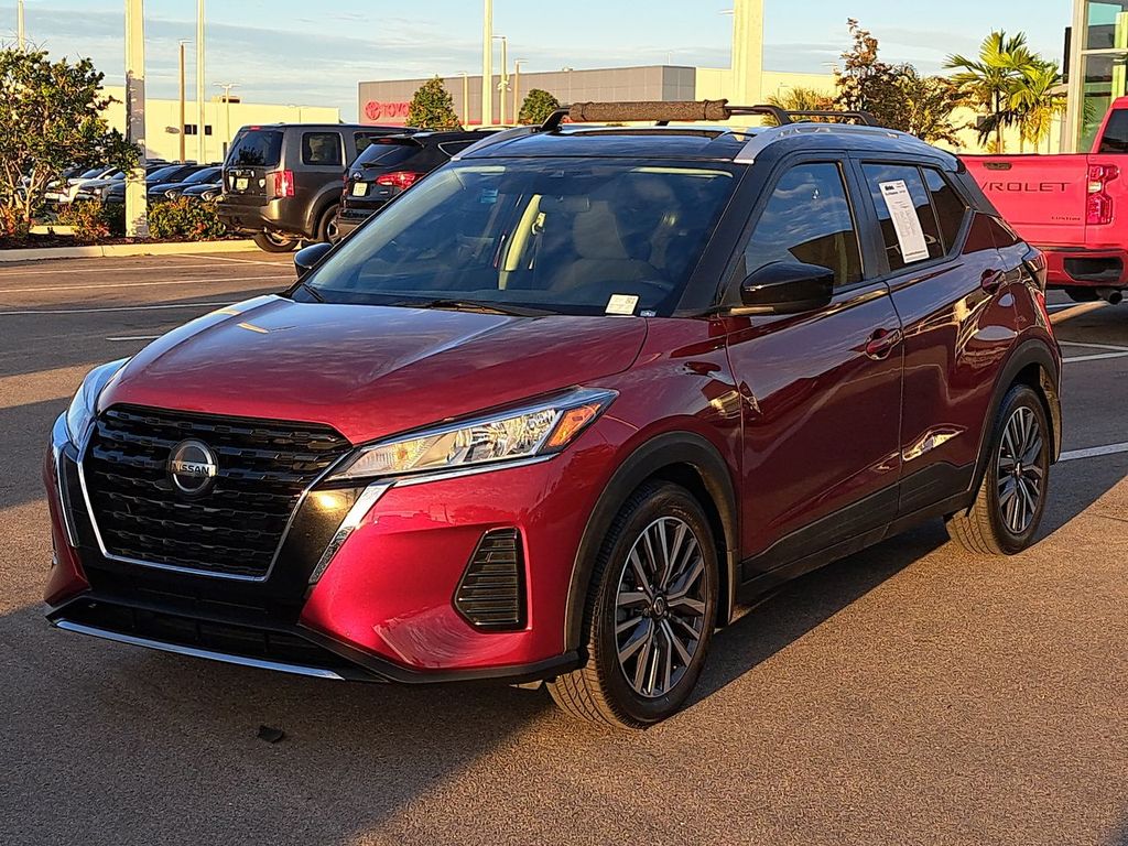 2021 Nissan Kicks SV photo 2