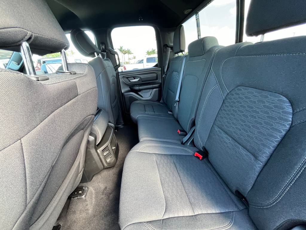 2025 Ram 1500 Tradesman photo 17