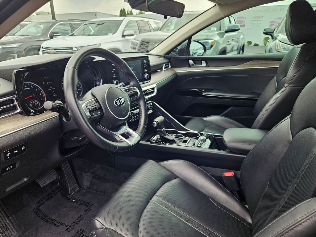 2021 Kia K5 EX photo 10