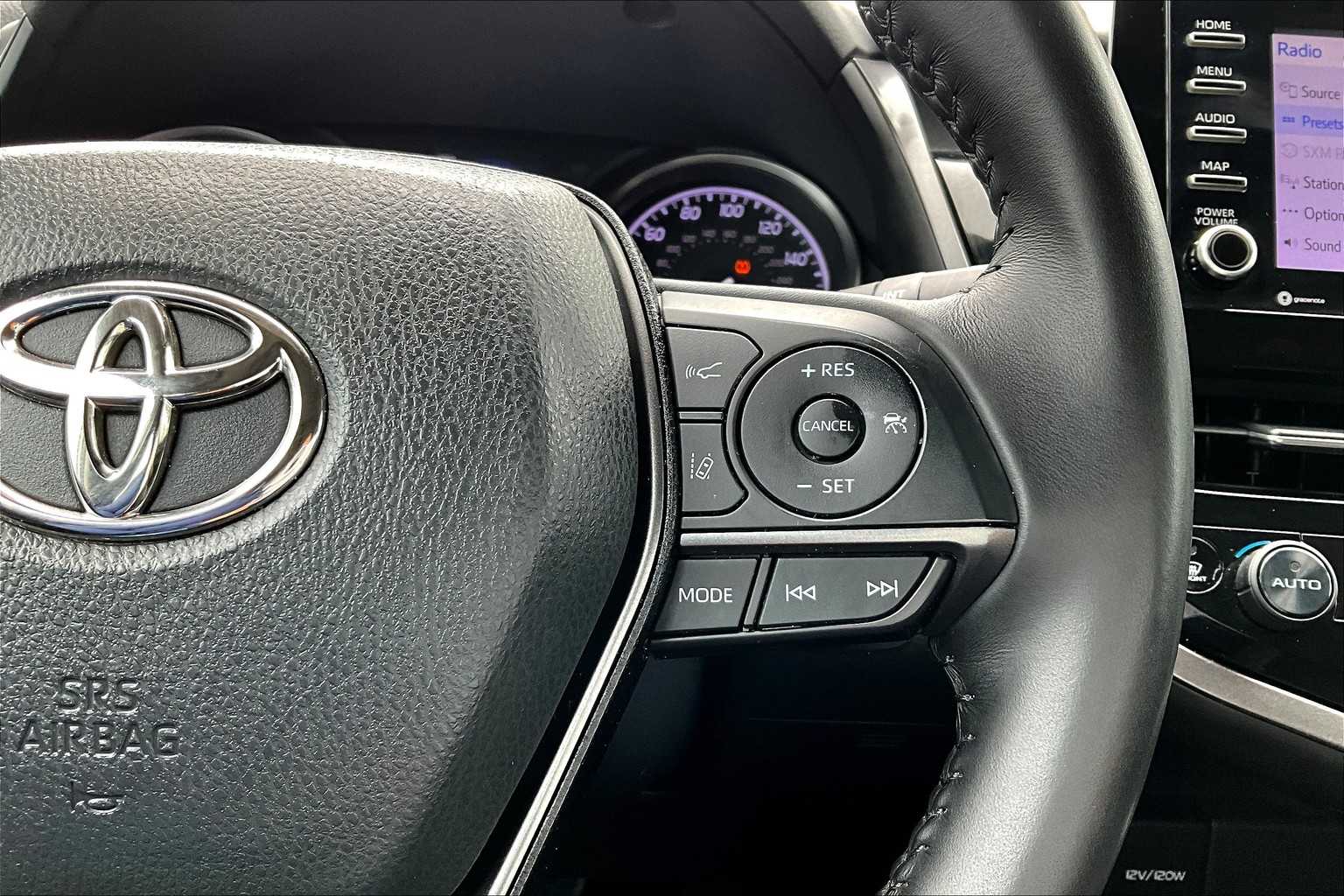 2023 Toyota Camry SE photo 22