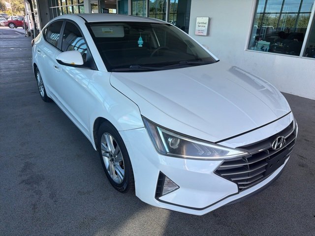 2020 Hyundai Elantra SEL's photo