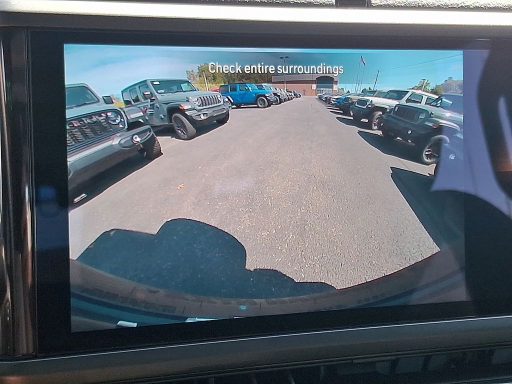 2025 Jeep Wrangler Sport photo 13