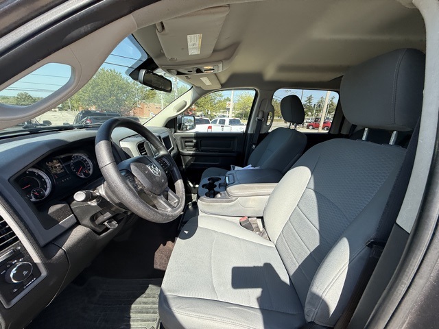 2016 Ram 1500 Express photo 11
