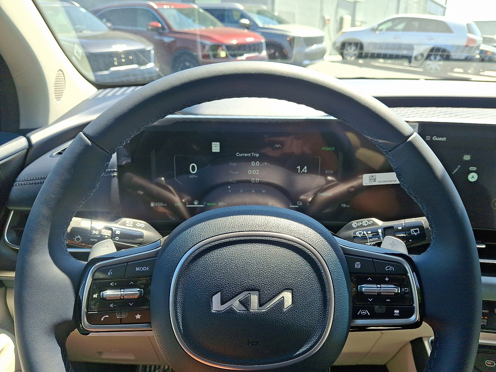 2026 Kia Carnival SX Prestige photo 7