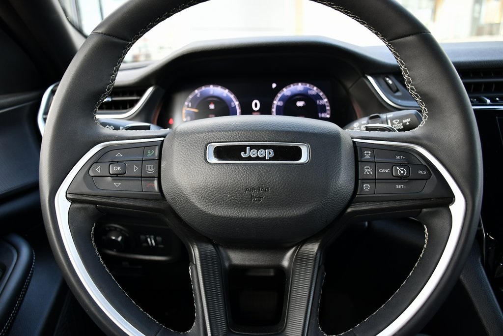 2024 Jeep Grand Cherokee Altitude photo 14