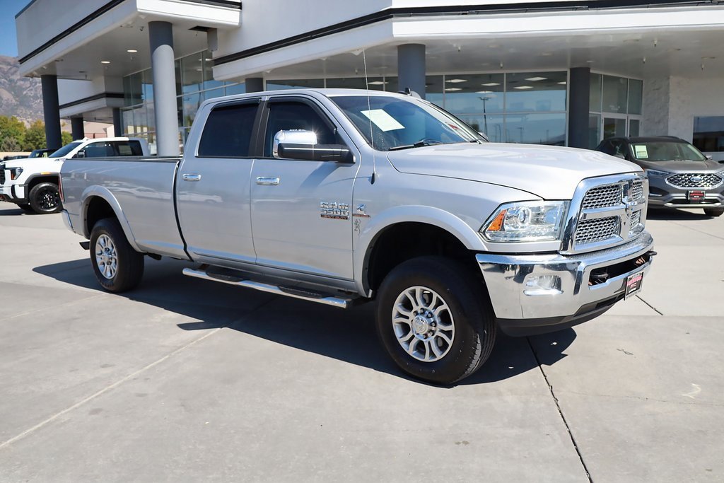2014 Ram 3500 Laramie photo 8