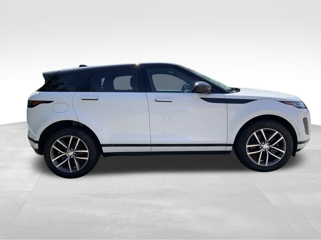 2024 Land Rover Range Rover Evoque S photo 4