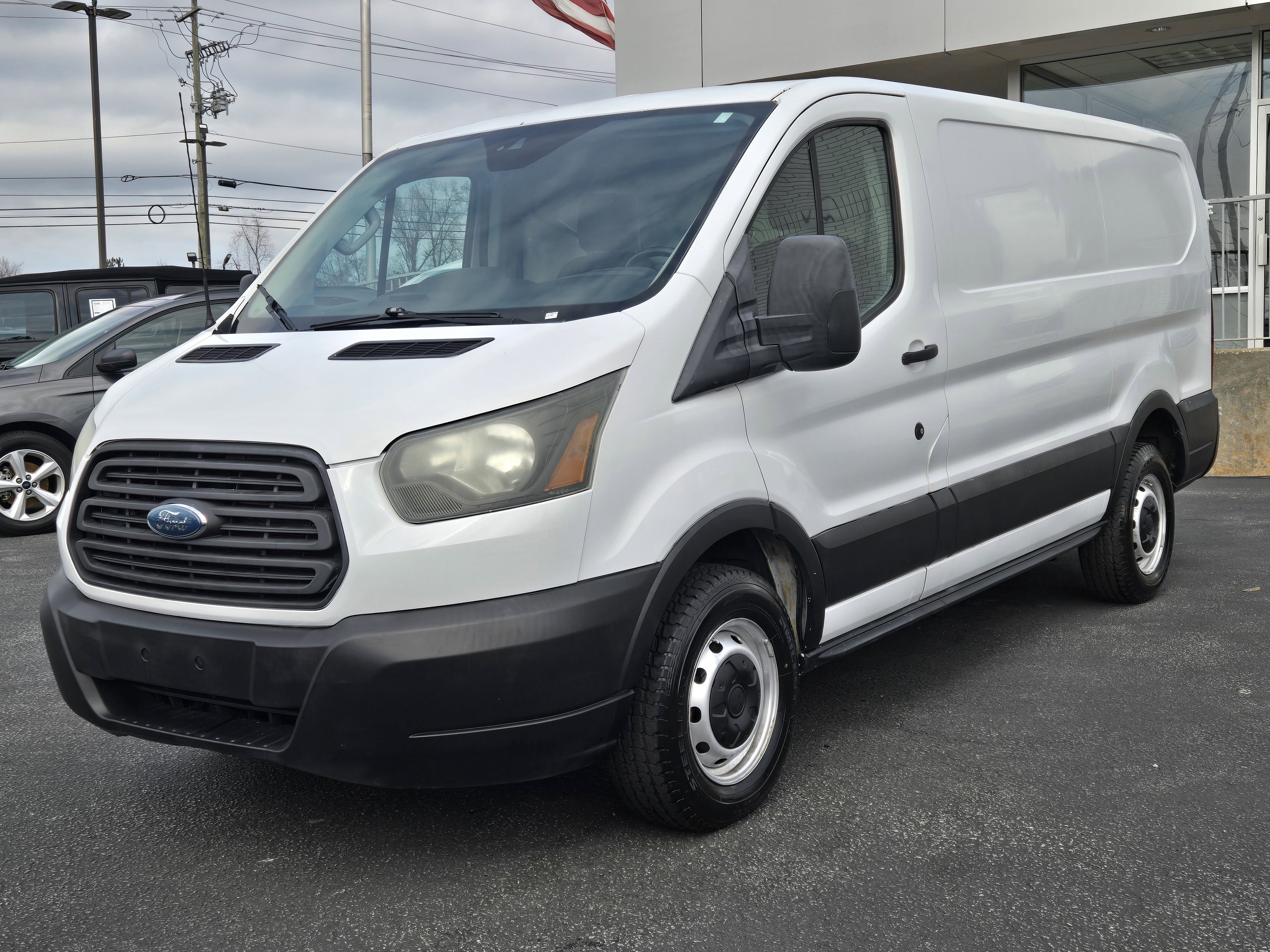 2015 Ford Transit Base