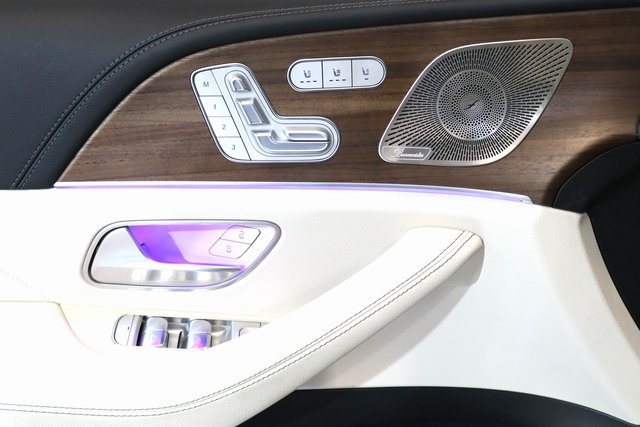 2025 Mercedes Benz GLE 350 4MATIC photo 4