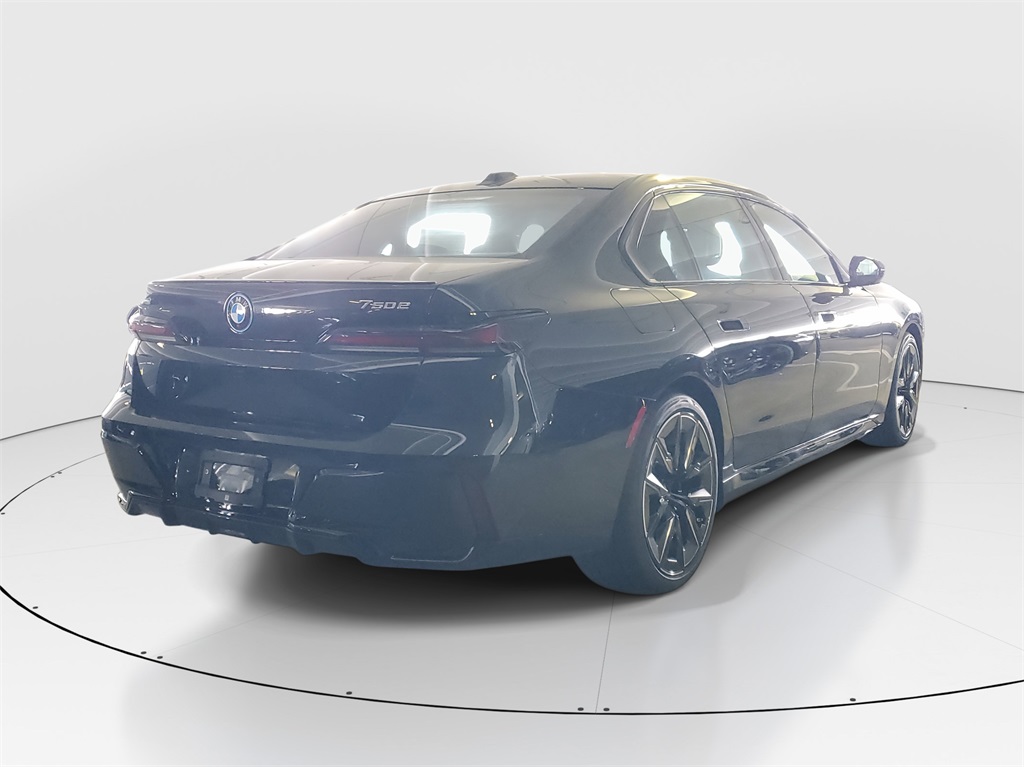 2025 Bmw 750e 750e xDrive photo 2