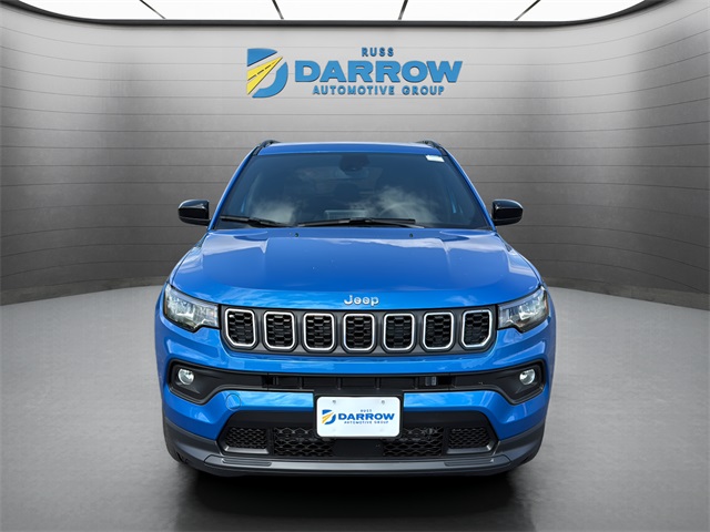2025 Jeep Compass Latitude photo 3