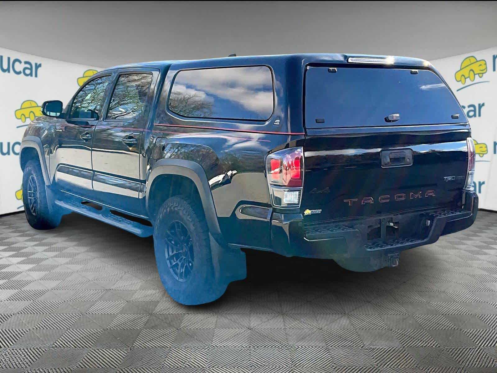 2020 Toyota Tacoma TRD Pro photo 4