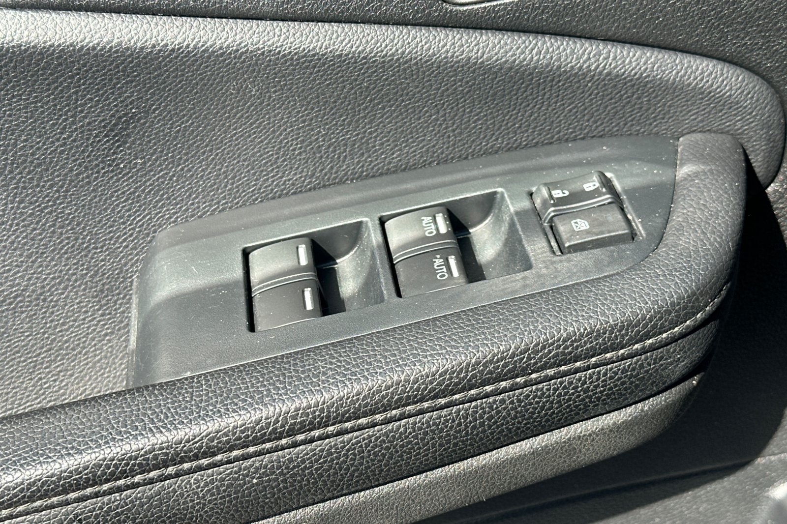 2022 Honda Pilot Special Edition photo 12