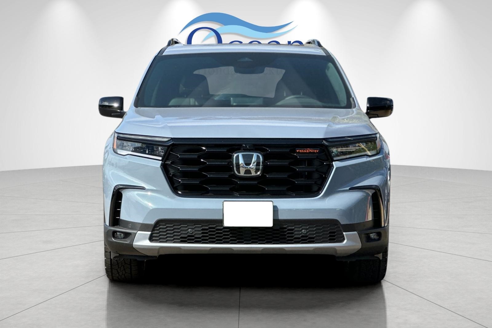 2025 Honda Pilot TrailSport photo 7