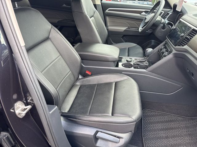 2023 Volkswagen Atlas SE Technology photo 21
