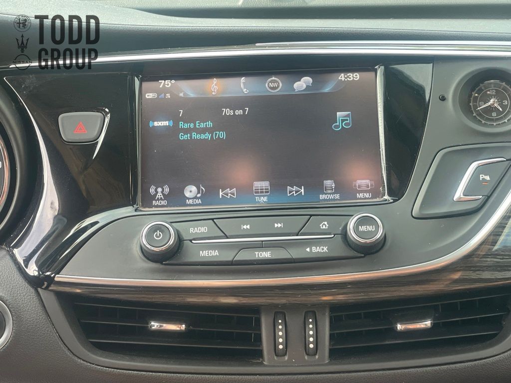 2017 Buick Envision Essence photo 15