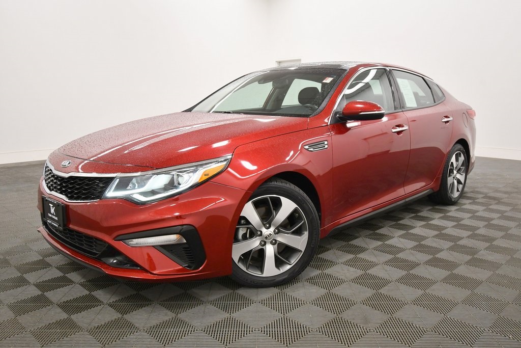 Certified 2019 Kia Optima S with VIN 5XXGT4L34KG294507 for sale in Rochester, Minnesota