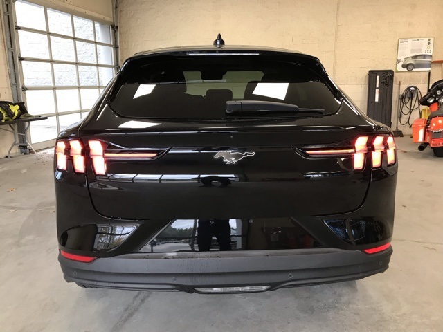 2023 Ford Mustang Mach-E Select photo 4