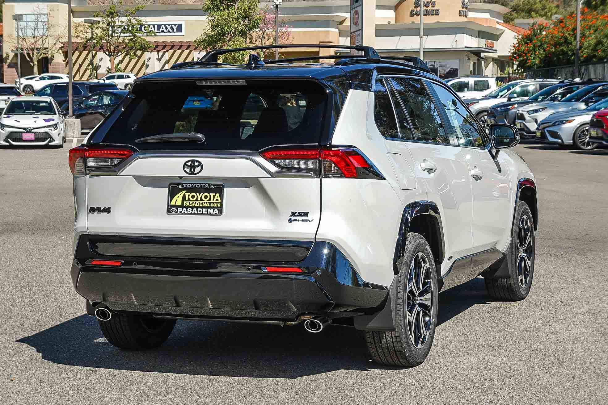 2025 Toyota RAV4 Prime XSE Premium photo 3