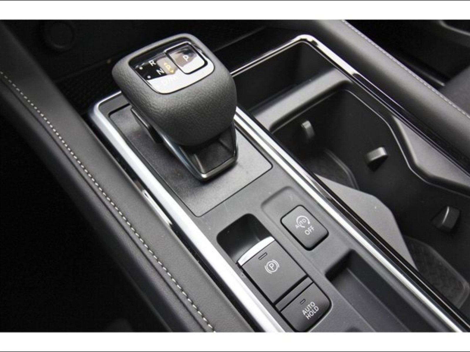 2025 Nissan Pathfinder SV Black at Robbins Nissan