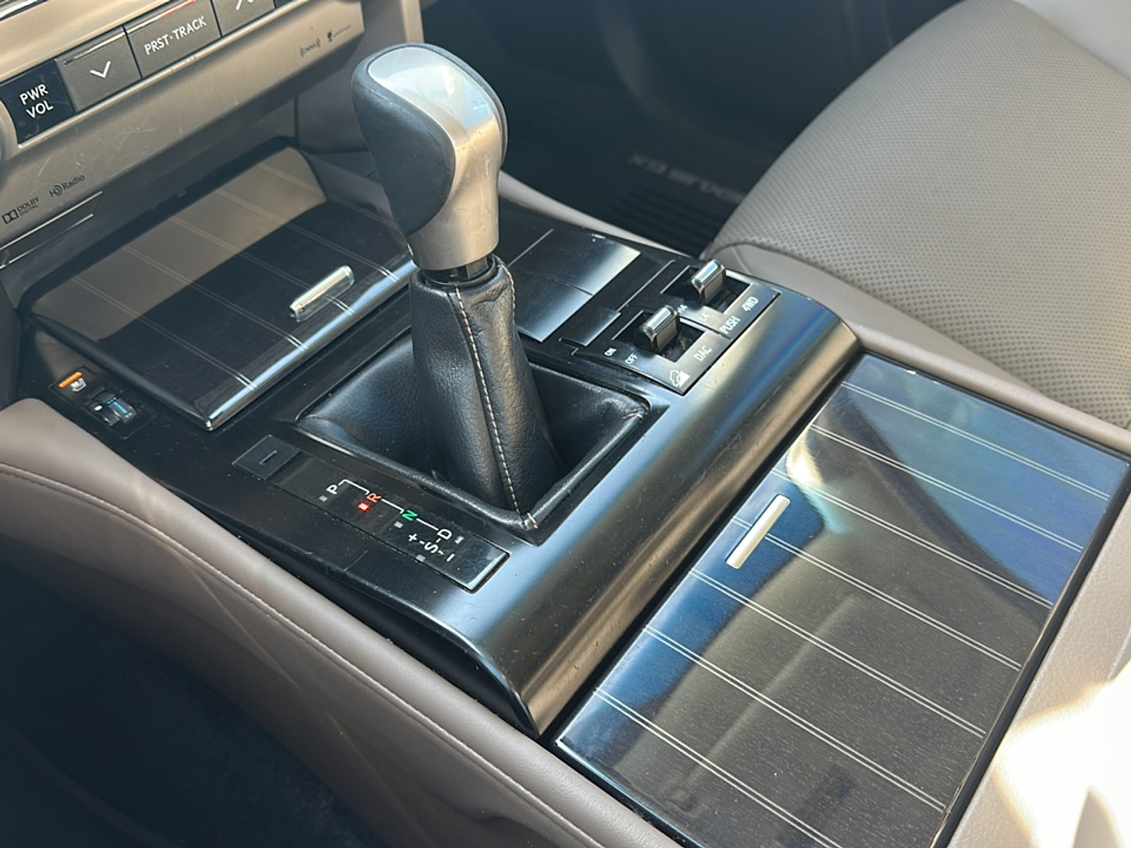 2021 Lexus GX 460 Premium photo 21
