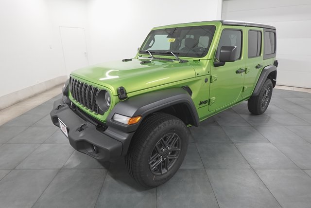 2025 Jeep Wrangler Sport S photo 3