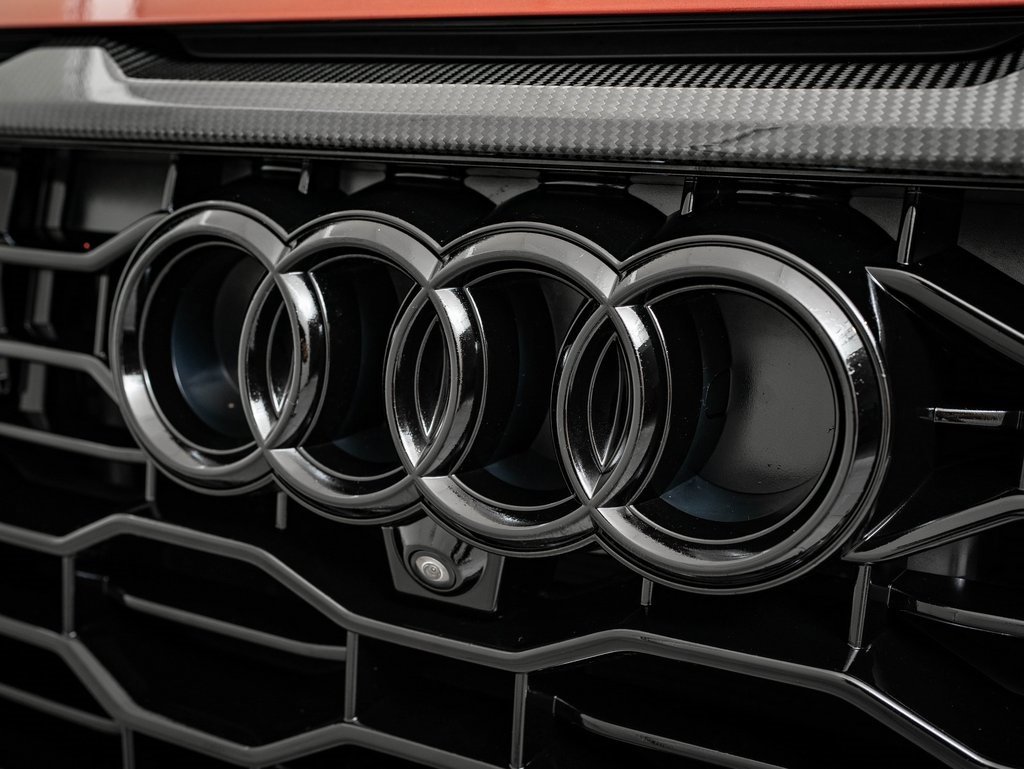 2024 Audi RS Q8 photo 3