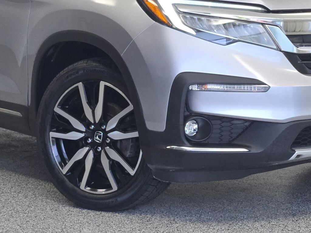 2022 Honda Pilot Touring photo 3
