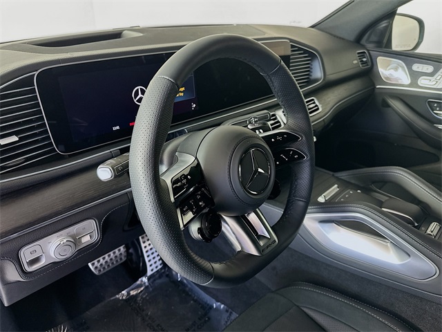 2025 Mercedes Benz GLE AMG 53 photo 9