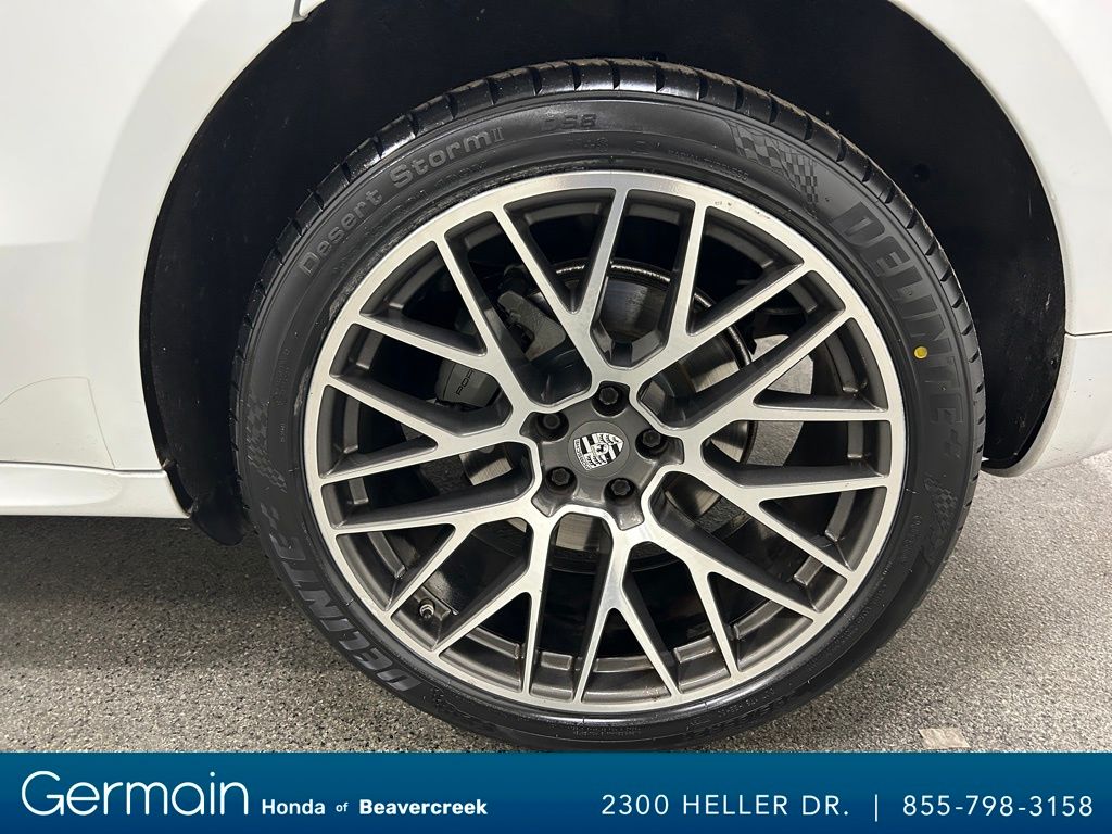 2020 Porsche Macan S photo 13