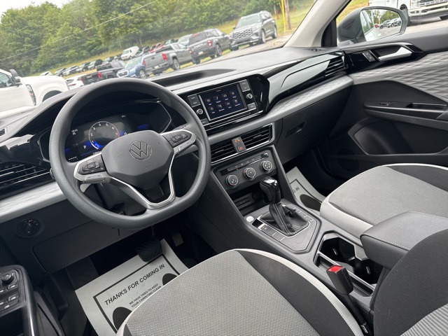 2022 Volkswagen Taos S photo 27