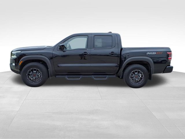 2023 Nissan Frontier PRO-4X photo 2