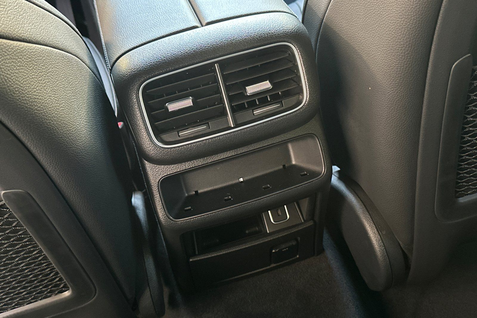 2023 Mercedes Benz GLE 350 photo 21