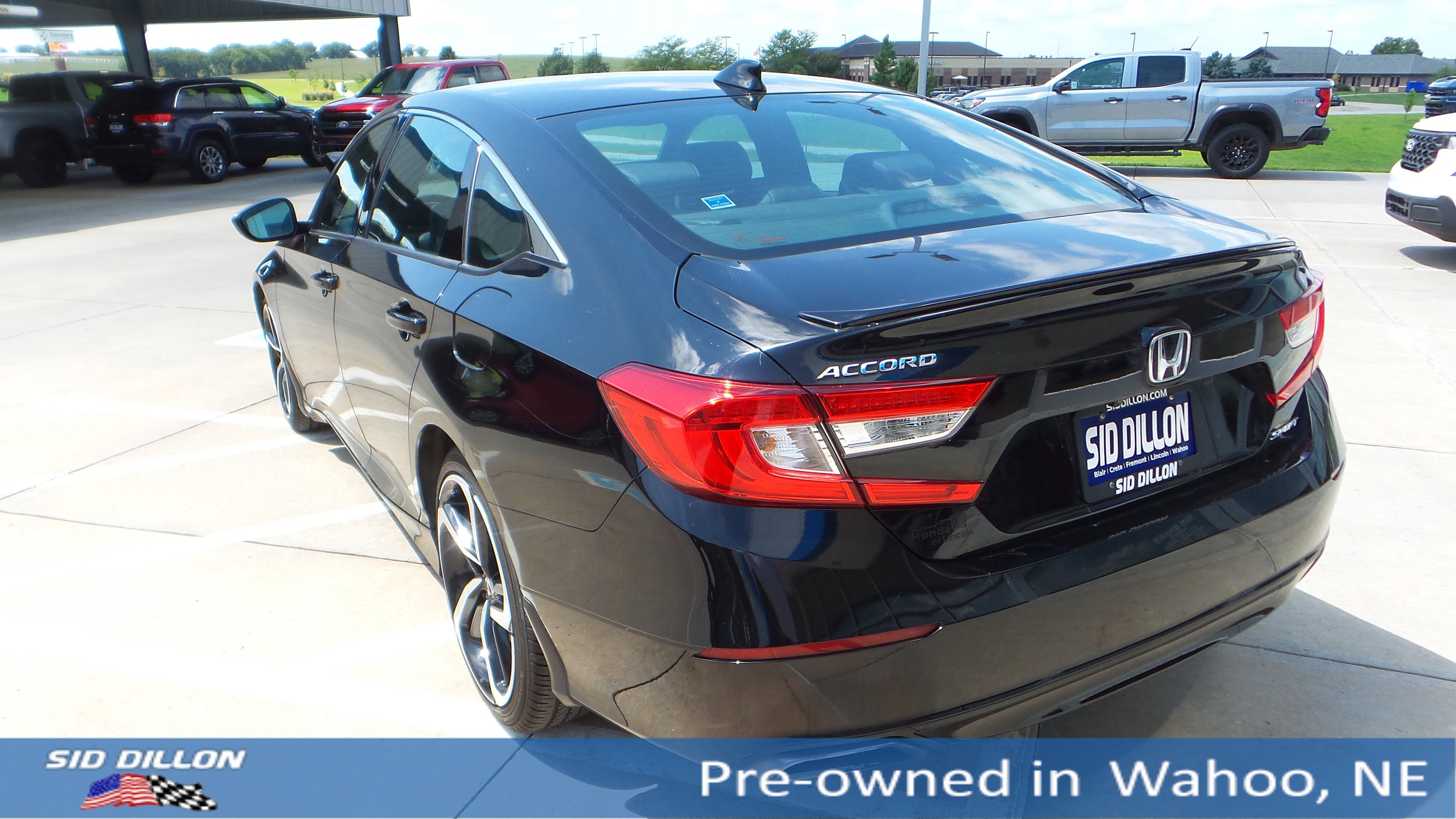 2020 Honda Accord Sport photo 3