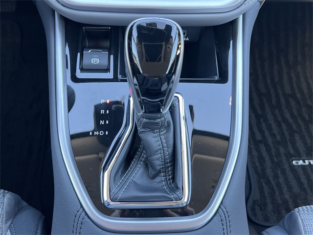 2025 Subaru Outback Premium photo 4