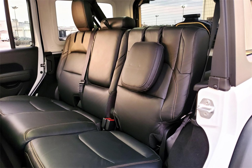 2025 Jeep Wrangler Willys 4xe photo 15