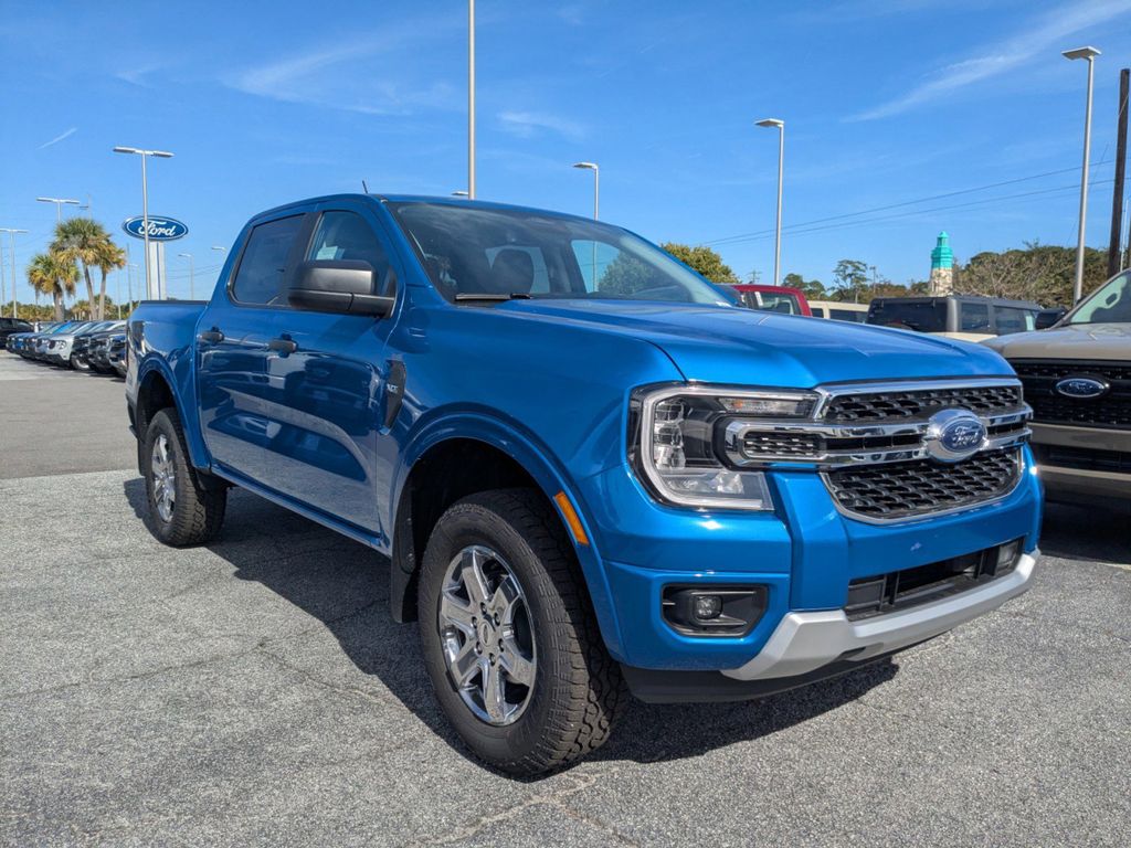 2025 Ford Ranger XLT photo 2