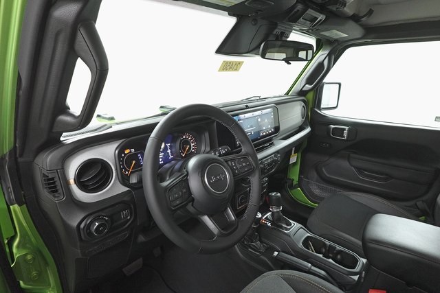 2025 Jeep Wrangler Sport S photo 12