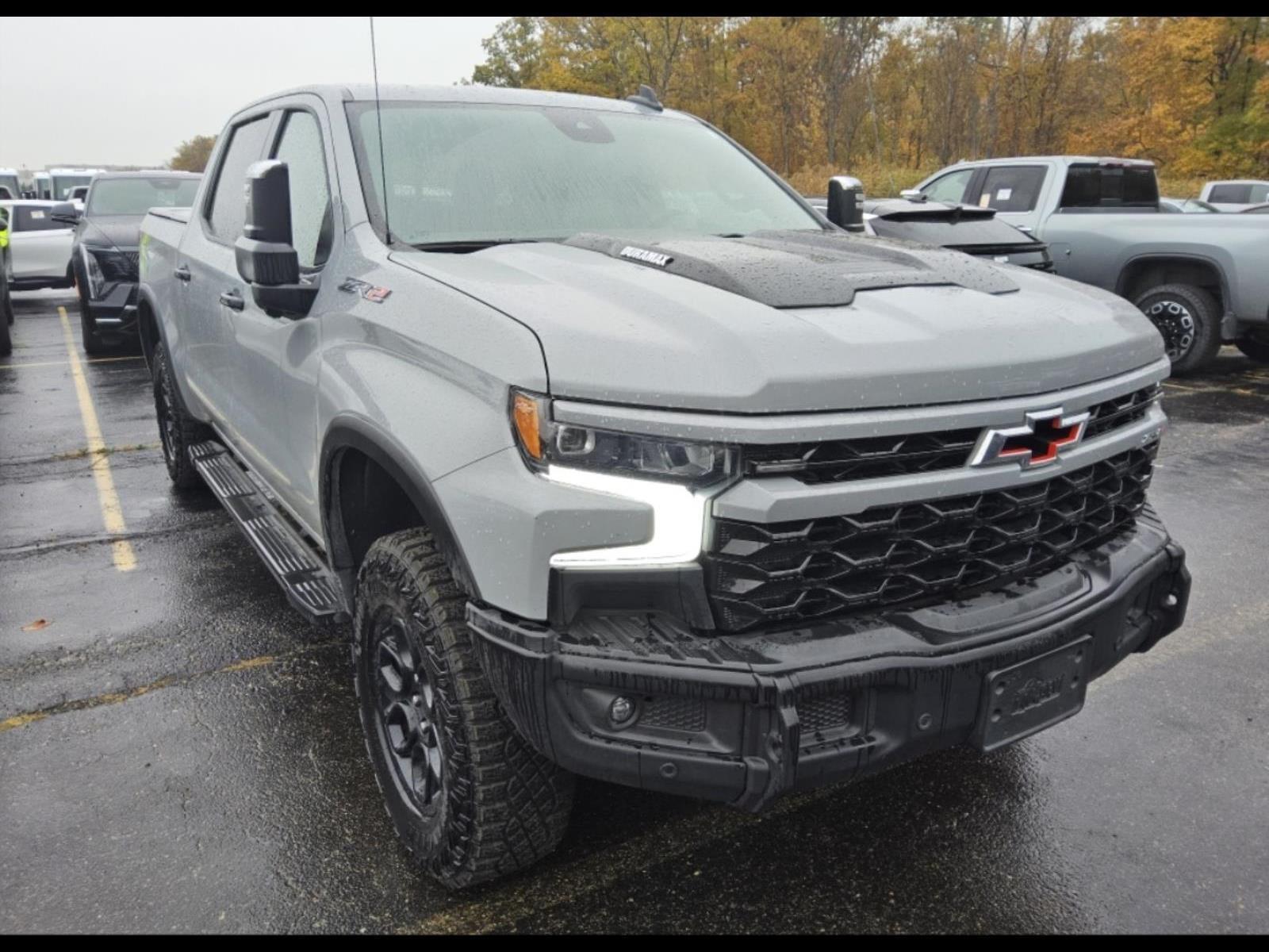 2024 Chevrolet Silverado 1500 ZR2 photo 2