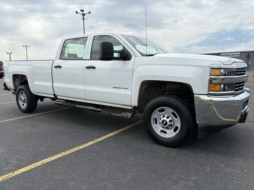 2017 Chevrolet Silverado 2500HD Work Truck photo 3