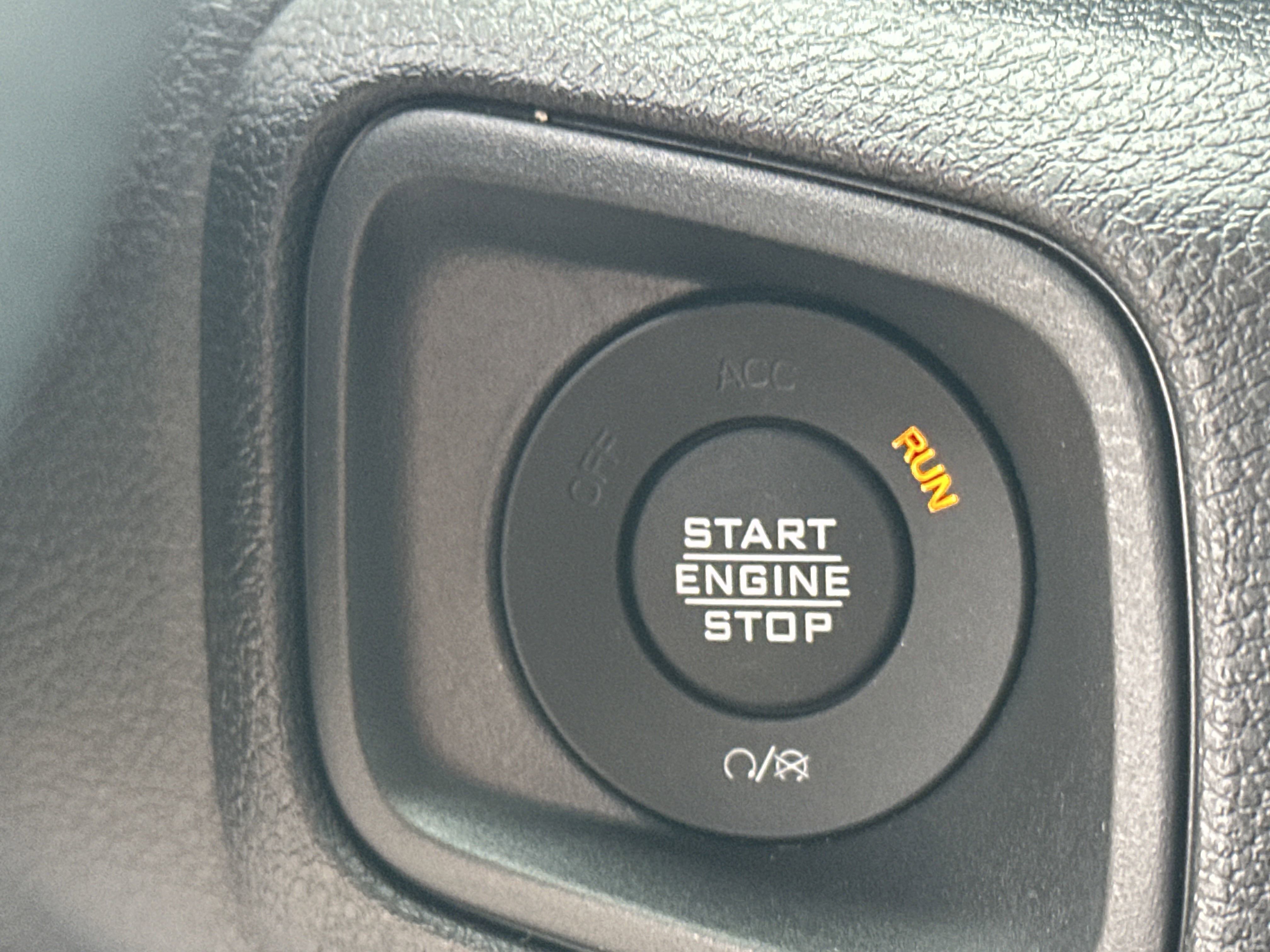 2025 Jeep Wrangler Sport S photo 7