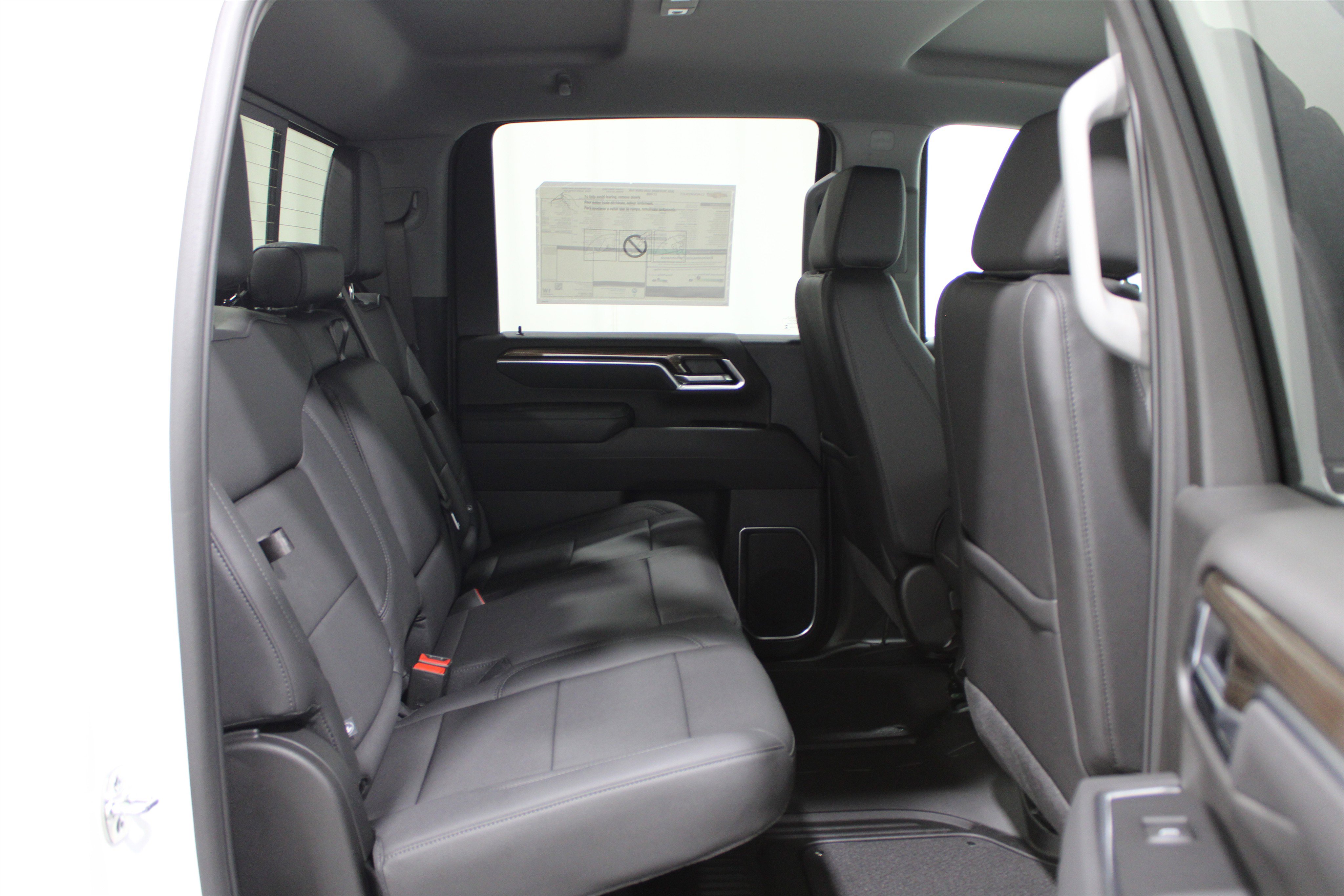 2025 Chevrolet Silverado 2500HD LT photo 10